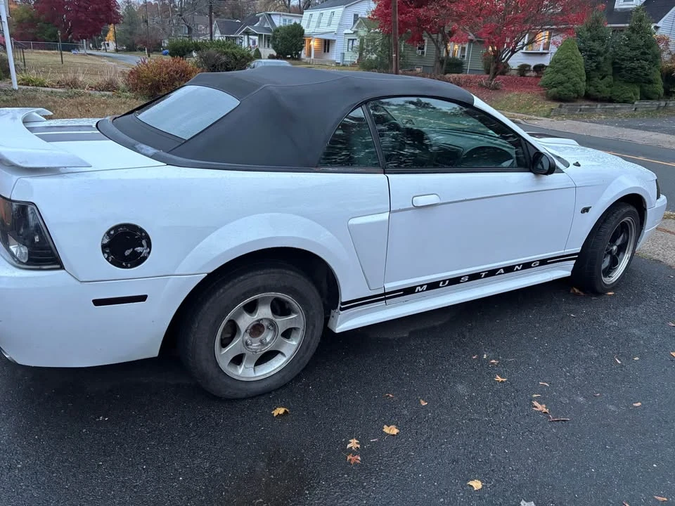 2001 Ford GT 1st Gen - Image 4 of 7