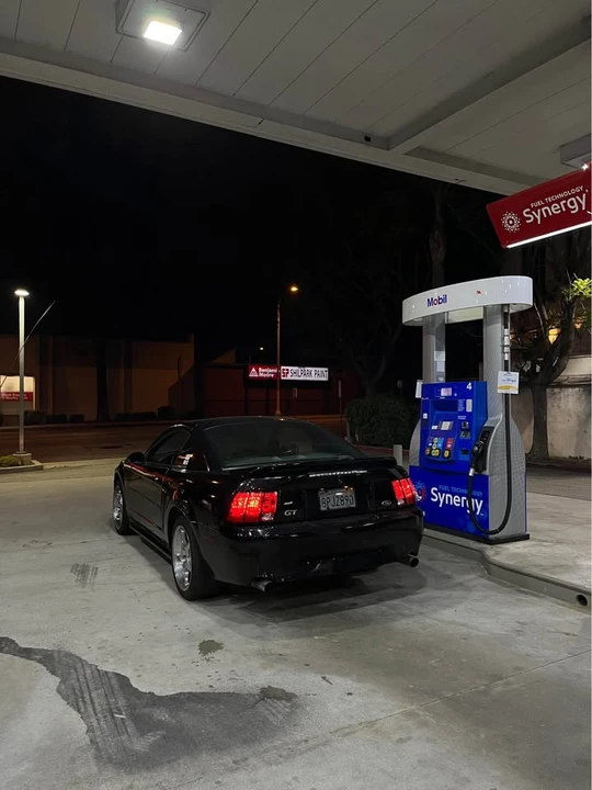 2001 Ford GT 1st Gen - Image 3 of 3