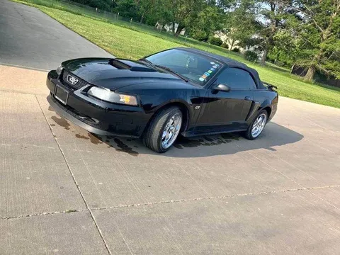 2001 Ford GT Coupe
