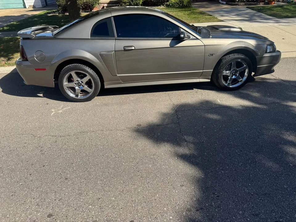 2001 Ford SN95 Mustang - Image 2 of 7