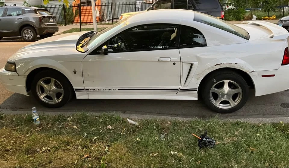 2001 Ford SN95 Mustang - Image 5 of 10