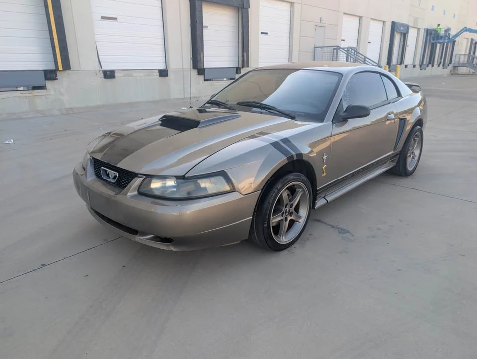 2001 Ford SN95 Mustang - Image 6 of 6