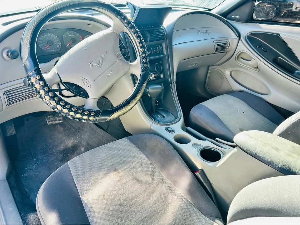 2001 Ford SN95 Mustang - Image 6 of 8