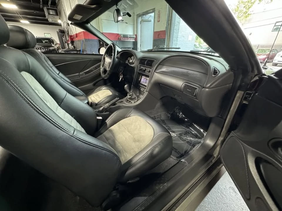 2001 Ford SN95 Mustang - Image 18 of 20