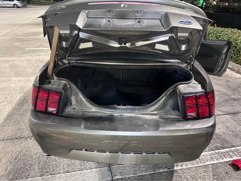 2001 Ford SN95 Mustang - Image 4 of 7