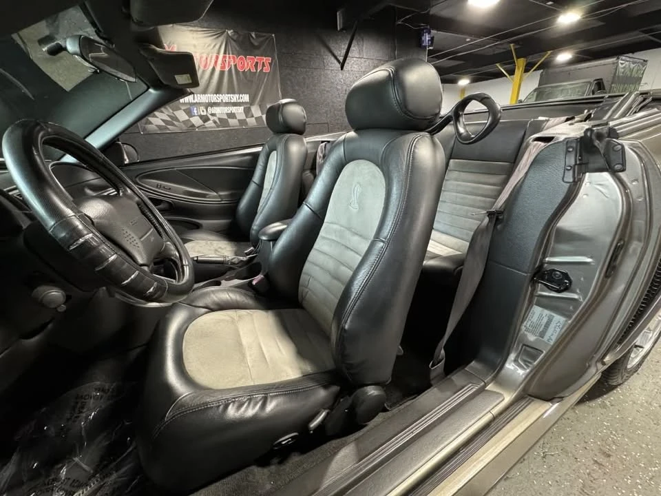 2001 Ford SN95 Mustang - Image 14 of 20