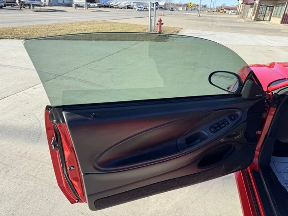 2001 Ford SN95 Mustang - Image 14 of 20