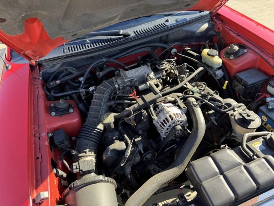 2001 Ford SN95 Mustang - Image 13 of 20