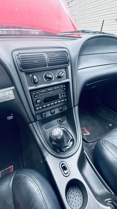 2001 Ford SN95 Mustang - Image 7 of 11