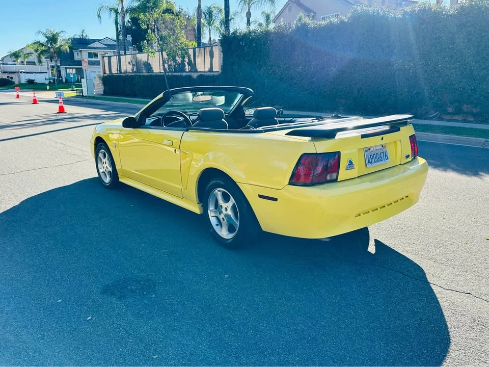 2001 Ford SN95 Mustang - Image 4 of 16