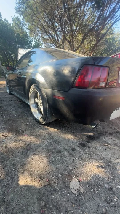 2001 Ford SN95 Mustang - Image 2 of 2