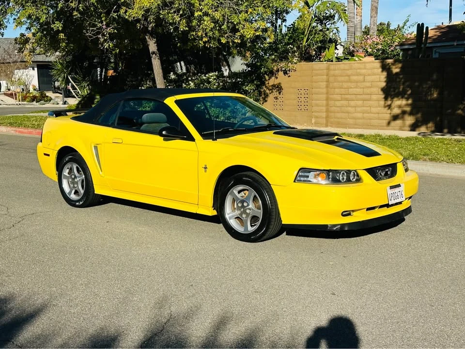 2001 Ford SN95 Mustang - Image 5 of 16