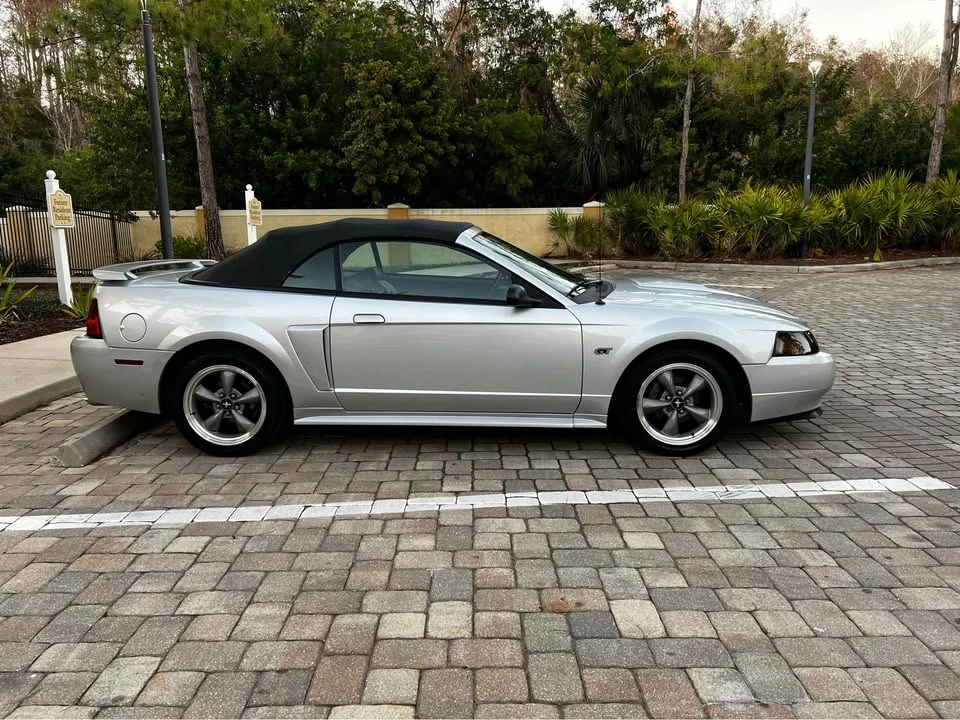 2001 Ford SN95 Mustang - Image 17 of 20