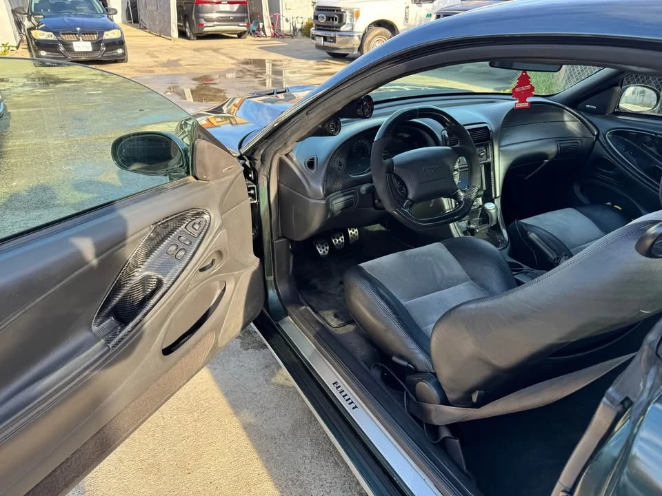 2001 Ford SN95 Mustang - Image 10 of 16