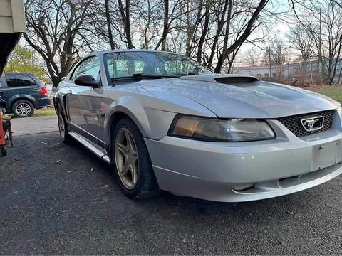 2001 Ford Mustang BULLITT Coupe