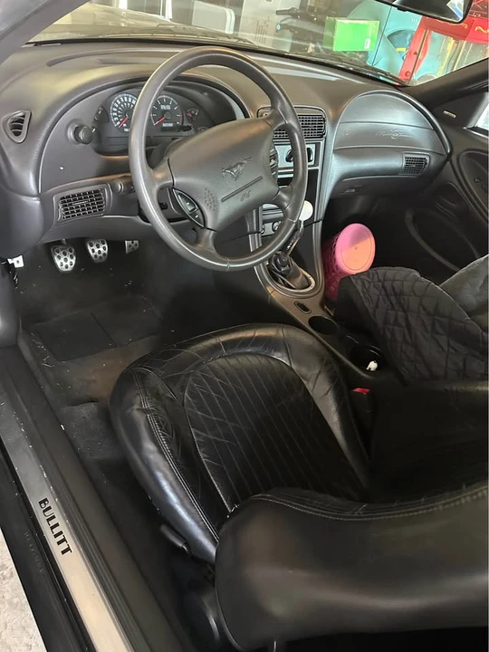 2001 Ford SN95 Mustang - Image 8 of 10