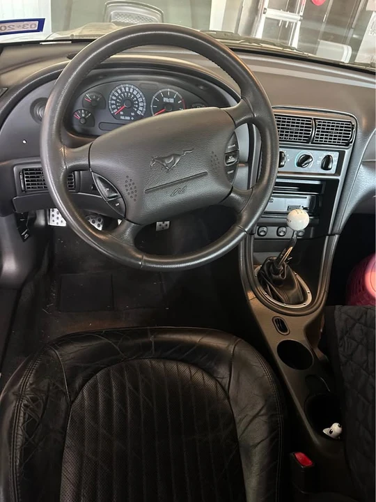 2001 Ford SN95 Mustang - Image 6 of 10