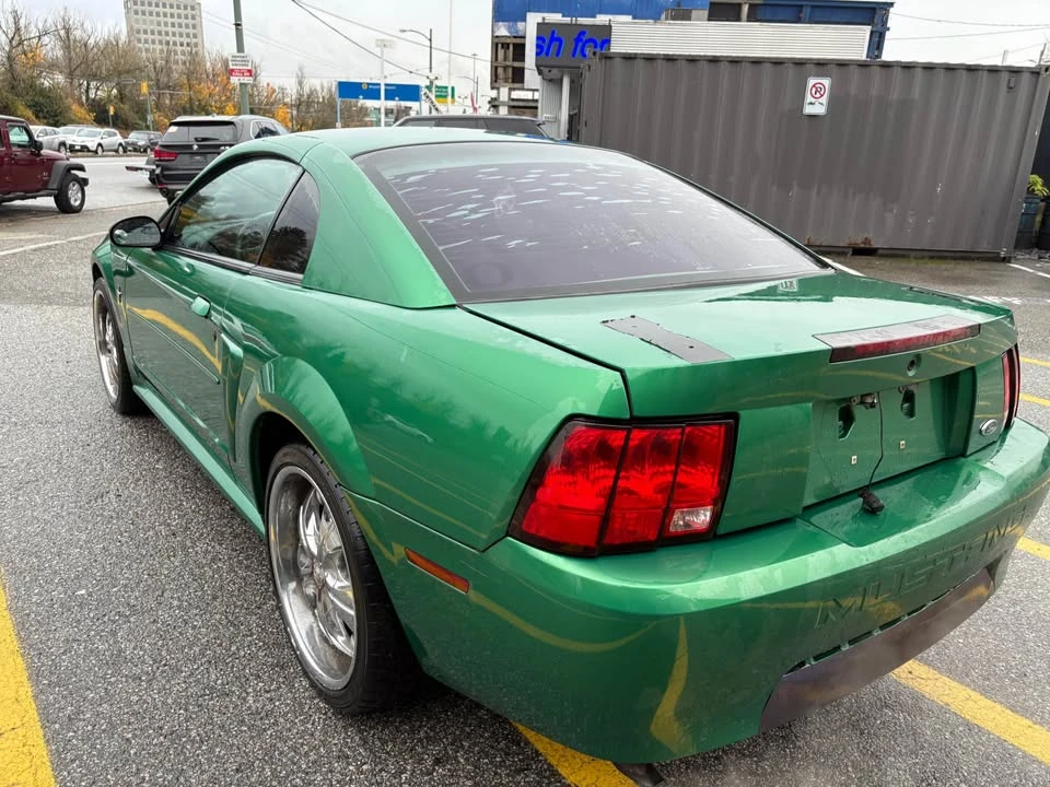 2001 Ford SN95 Mustang - Image 8 of 17