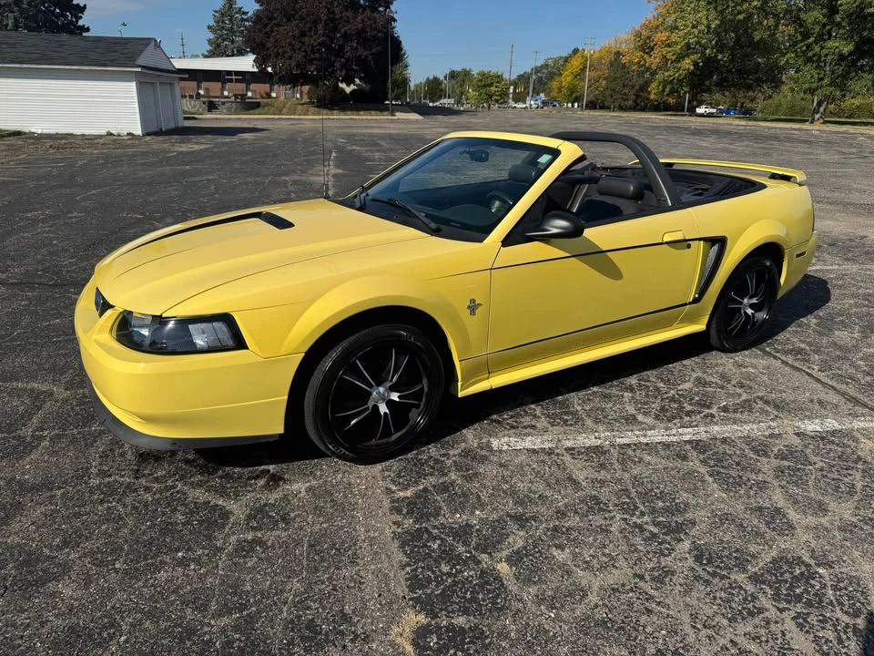 2001 Ford SN95 Mustang - Image 9 of 14