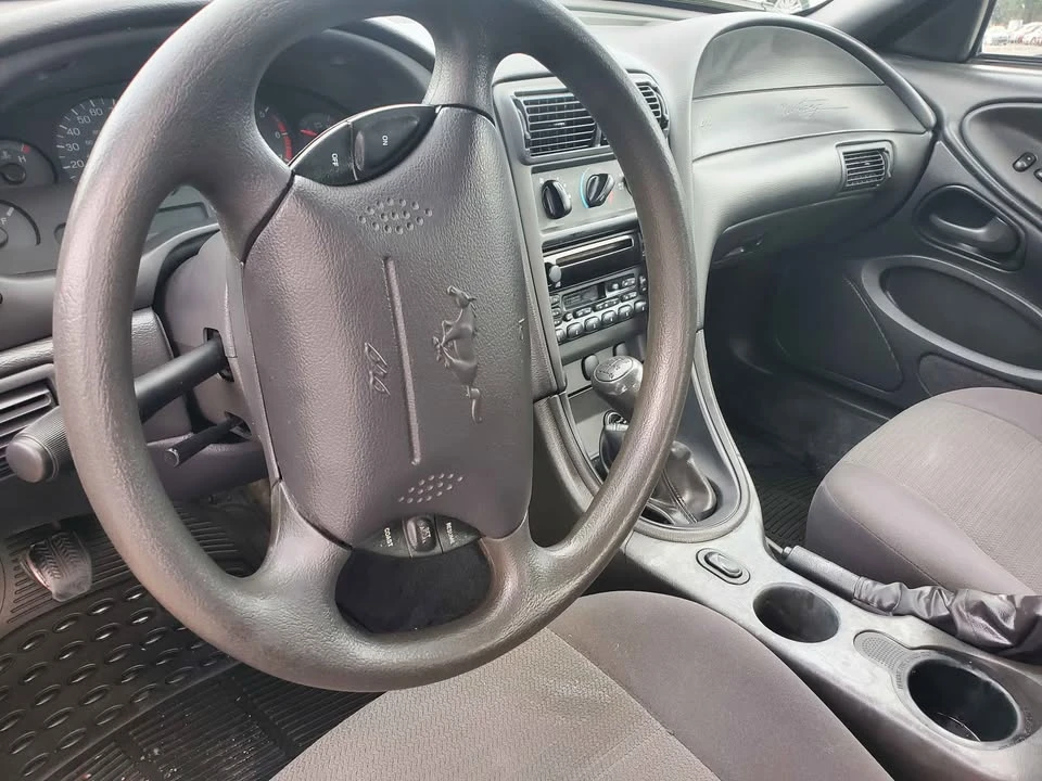 2001 Ford SN95 Mustang - Image 8 of 14