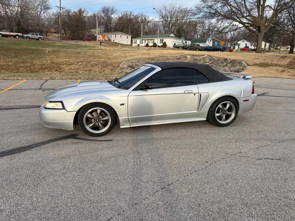 2001 Ford SN95 Mustang - Image 13 of 16