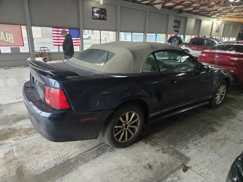 2001 Ford SN95 Mustang - Image 3 of 10