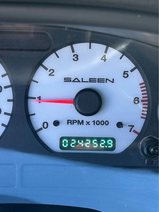 2001 Ford SN95 Mustang - Image 11 of 13