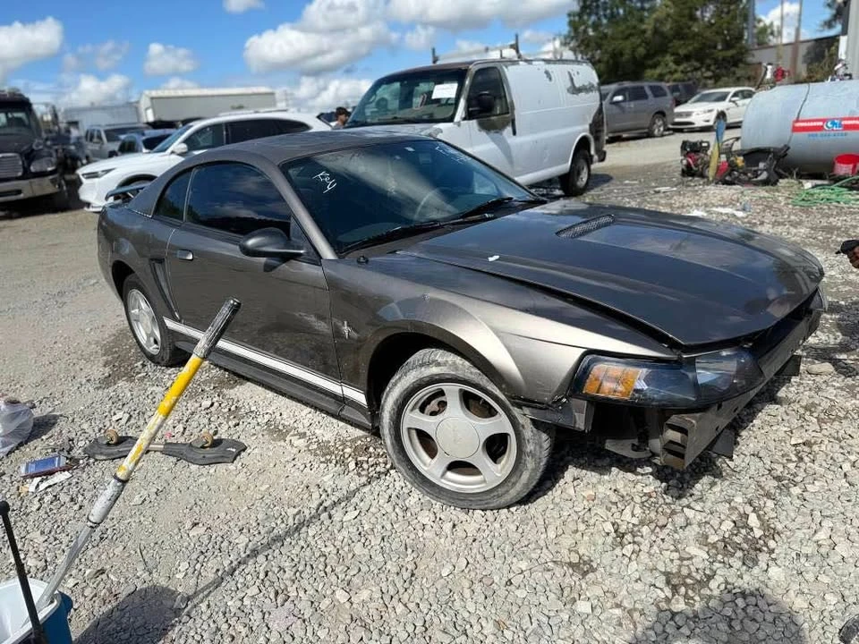 2001 Ford SN95 Mustang - Image 7 of 8