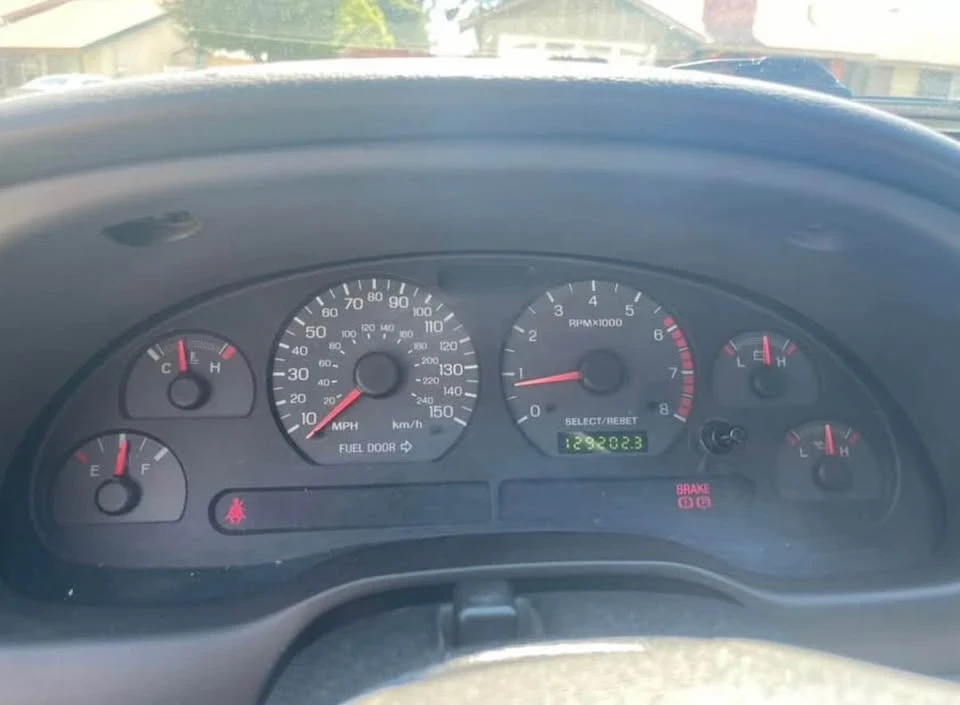 2001 Ford SN95 Mustang - Image 7 of 12