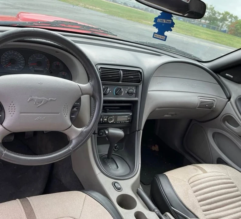 2001 Ford SN95 Mustang - Image 10 of 10
