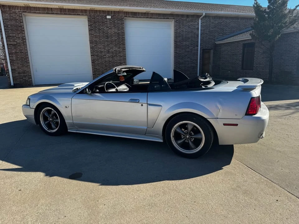2001 Ford SN95 Mustang - Image 11 of 20