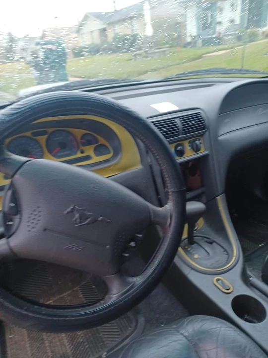 2001 Ford SN95 Mustang - Image 5 of 11