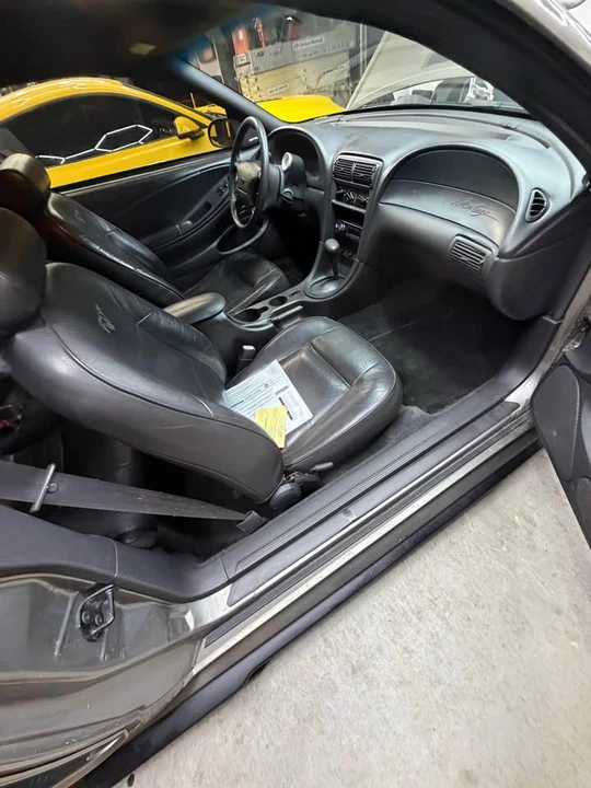 2001 Ford SN95 Mustang - Image 5 of 12
