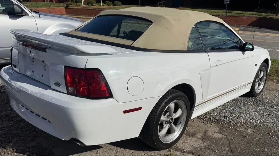 2001 Ford SN95 Mustang - Image 2 of 9