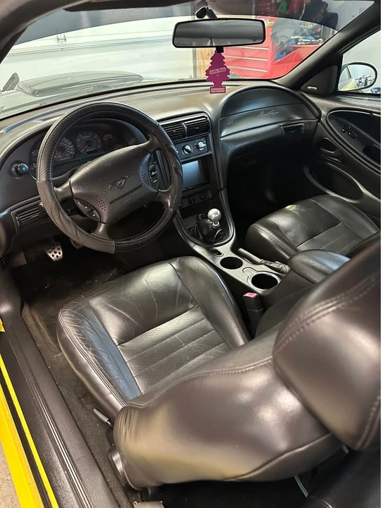 2001 Ford SN95 Mustang - Image 4 of 5