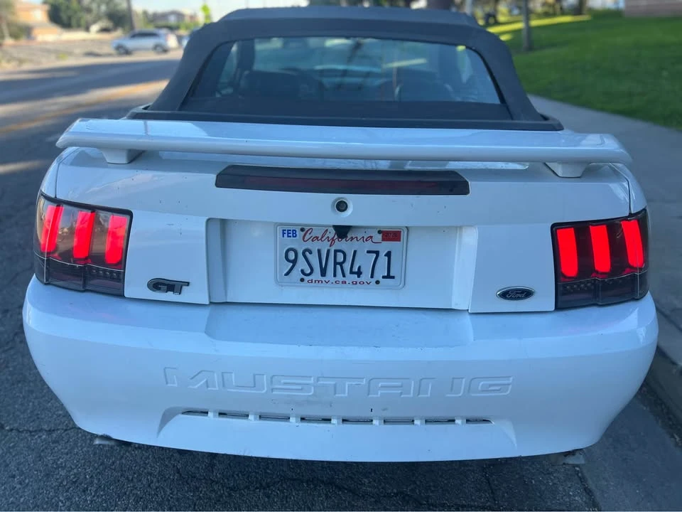 2001 Ford SN95 Mustang - Image 3 of 4