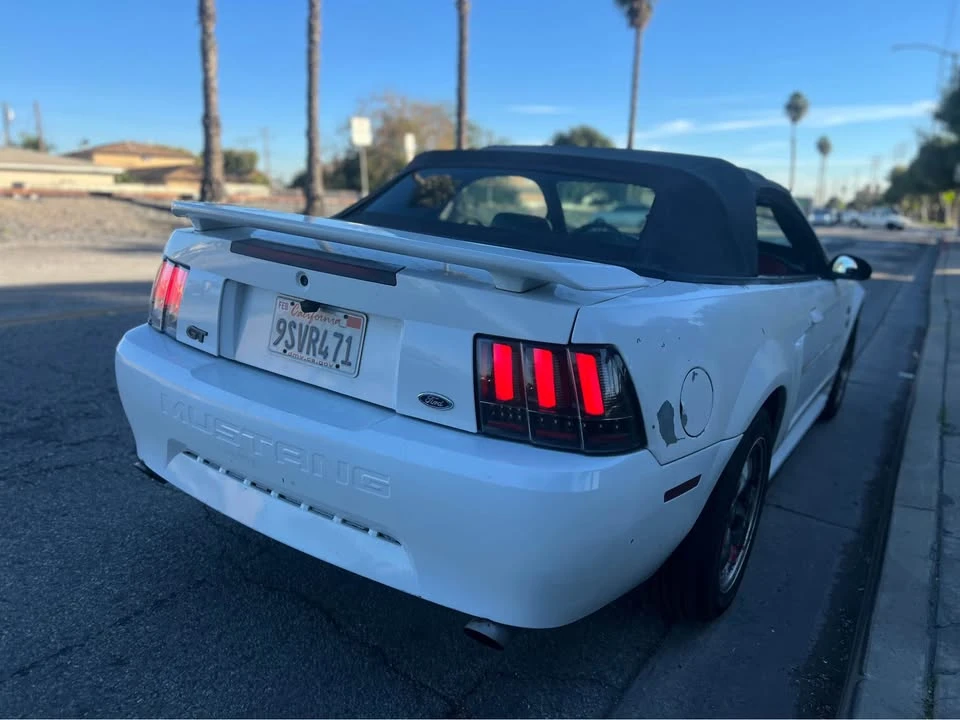 2001 Ford SN95 Mustang - Image 2 of 4