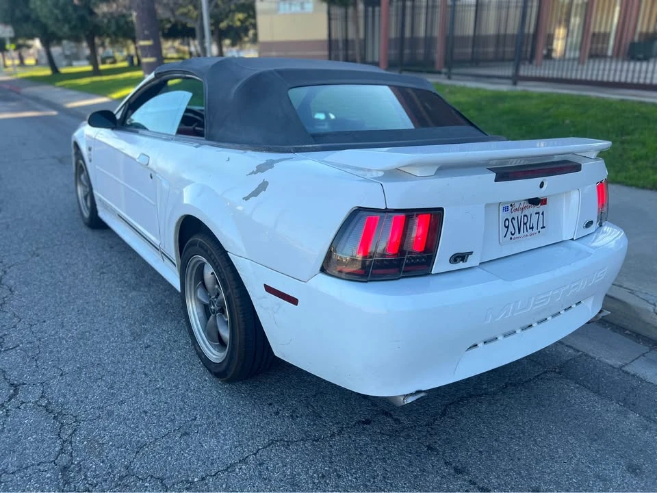 2001 Ford SN95 Mustang - Image 4 of 4