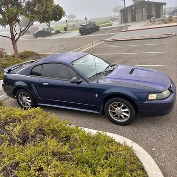 2001 Ford Mustang Premium V6