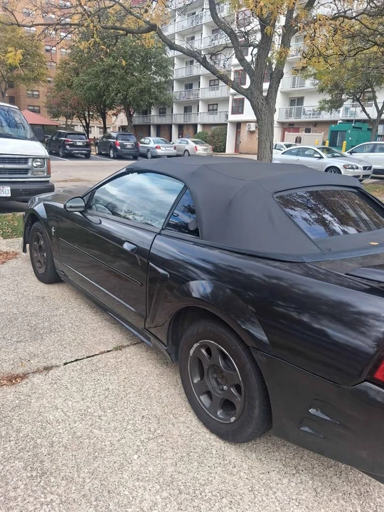 2001 Ford SN95 Mustang - Image 2 of 2