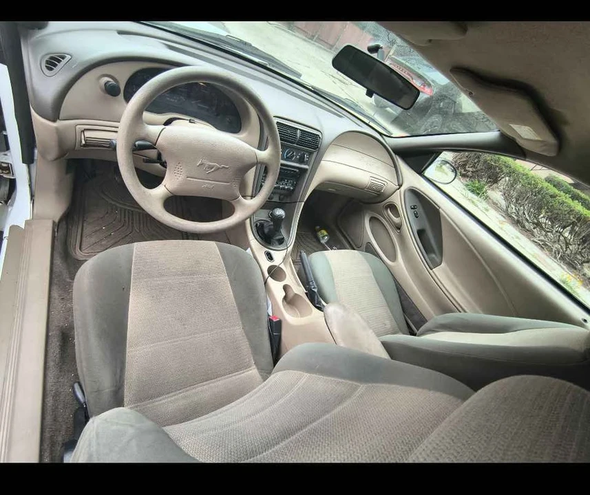 2001 Ford SN95 Mustang - Image 2 of 3