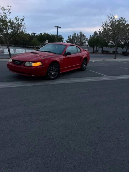 2001 Ford SN95 Mustang - Image 3 of 10