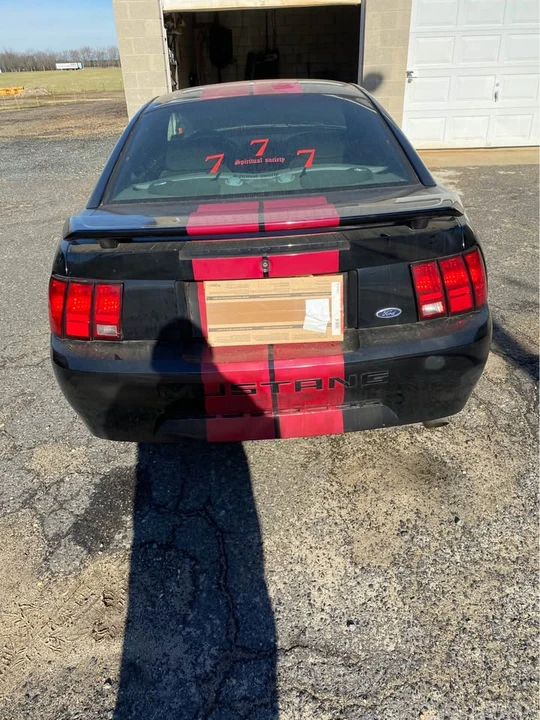 2001 Ford SN95 Mustang - Image 3 of 3