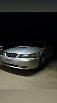 2001 Ford Mustang V6 Coupe