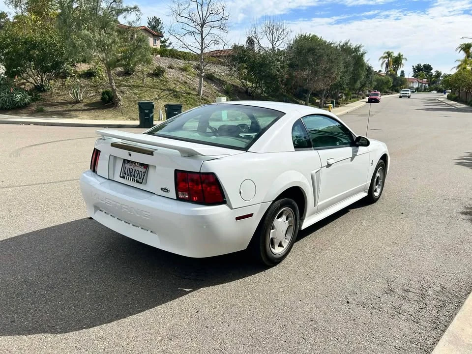 2001 Ford SN95 Mustang - Image 5 of 13
