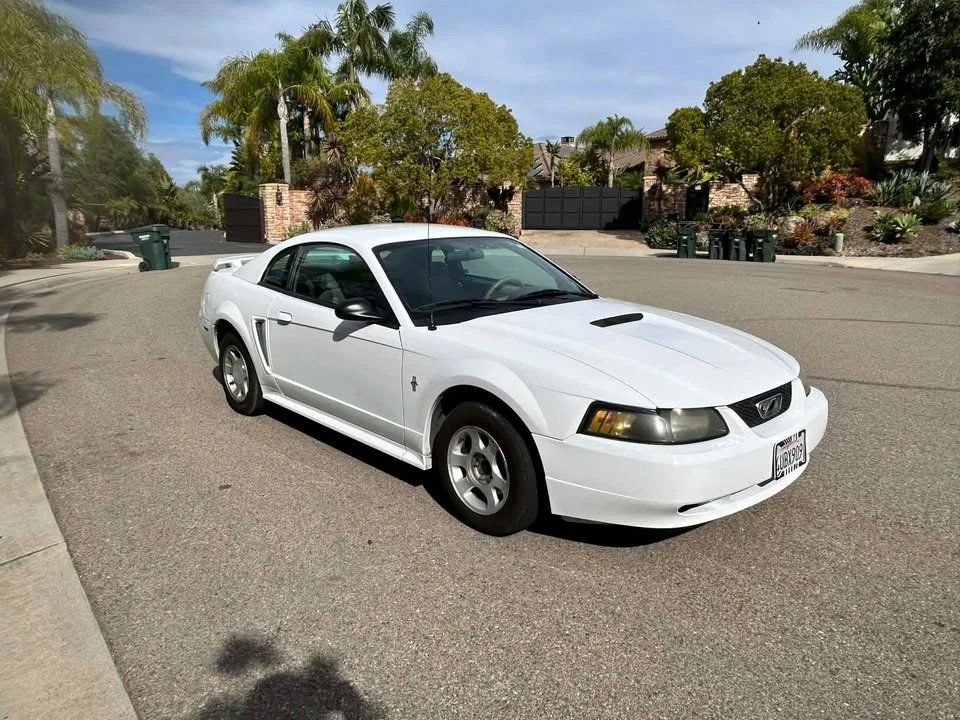 2001 Ford SN95 Mustang - Image 2 of 13