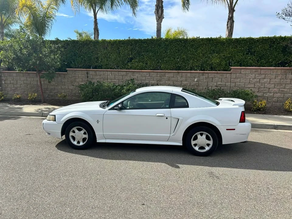 2001 Ford SN95 Mustang - Image 7 of 13