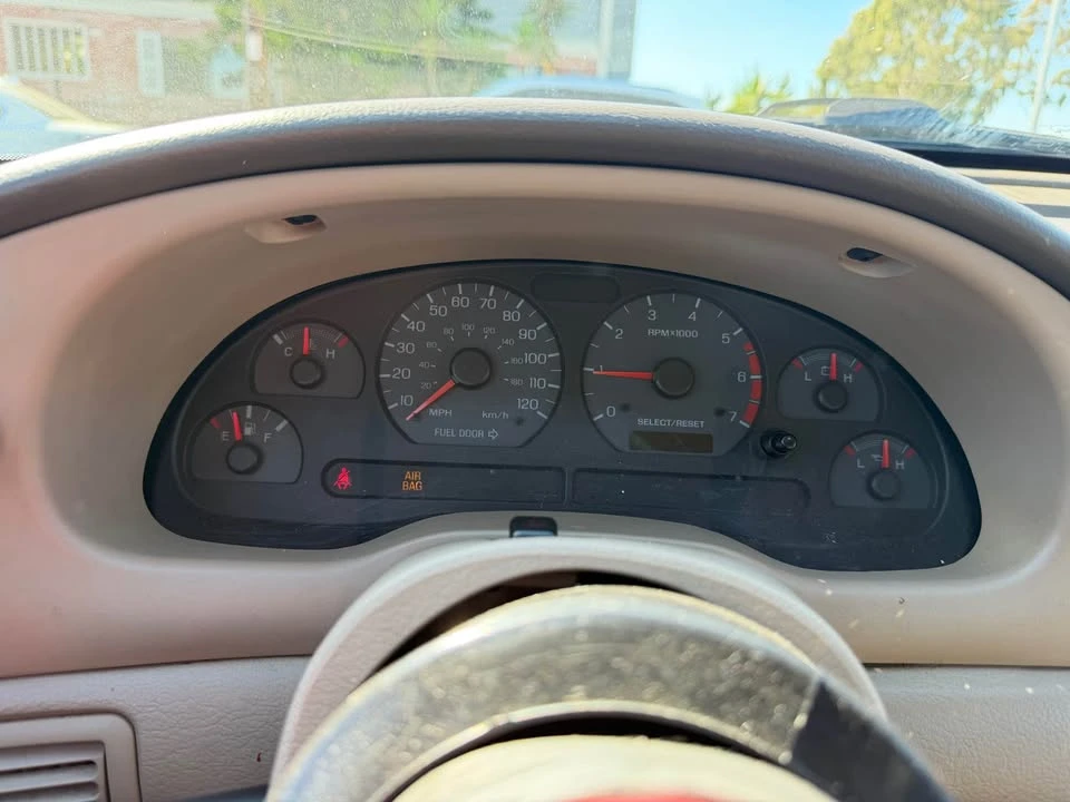 2001 Ford SN95 Mustang - Image 9 of 10
