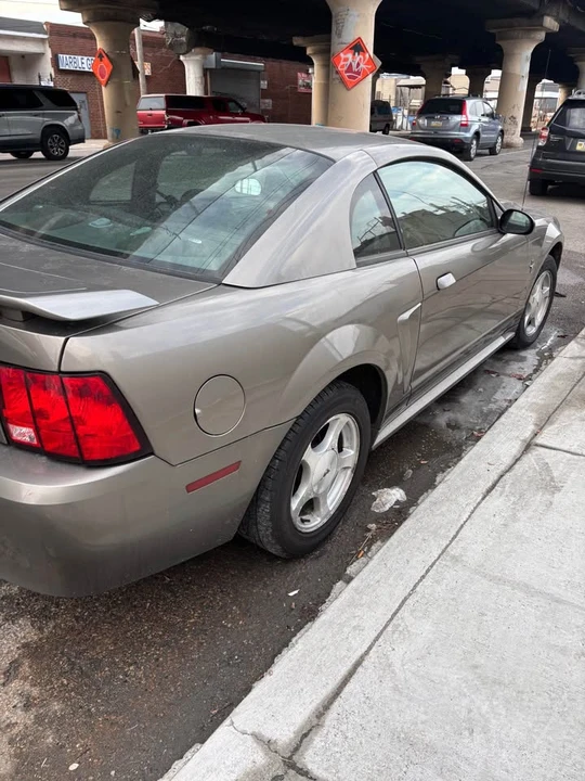 2001 Ford SN95 Mustang - Image 6 of 8