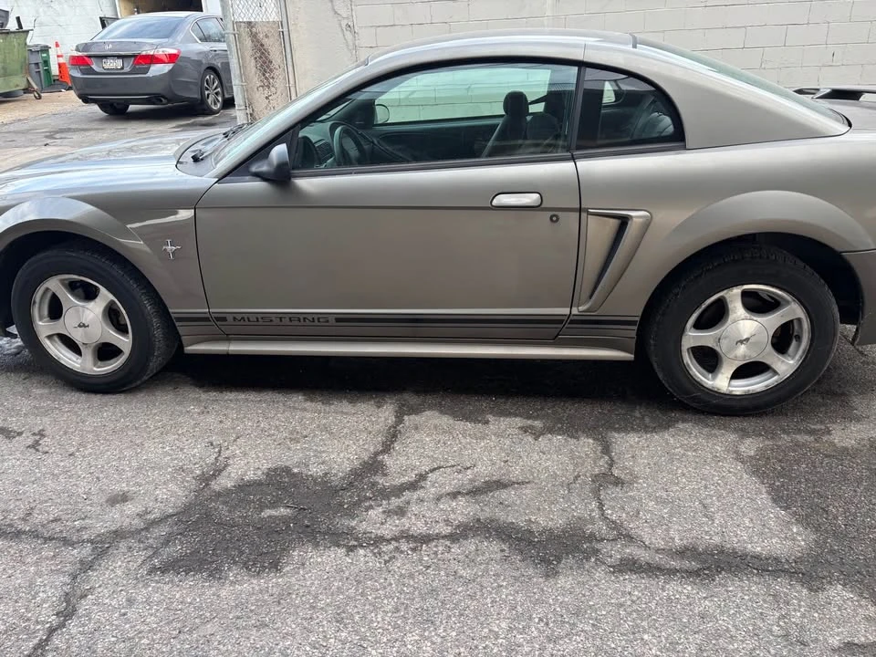 2001 Ford SN95 Mustang - Image 4 of 8